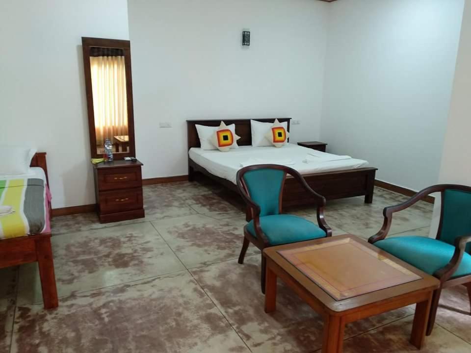 Bed and Breakfast Ocean Gate Negombo Exterior foto