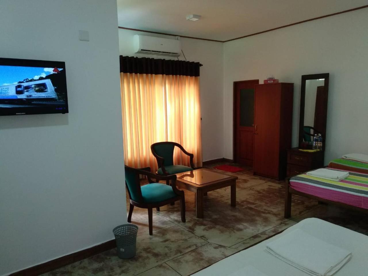 Bed and Breakfast Ocean Gate Negombo Exterior foto