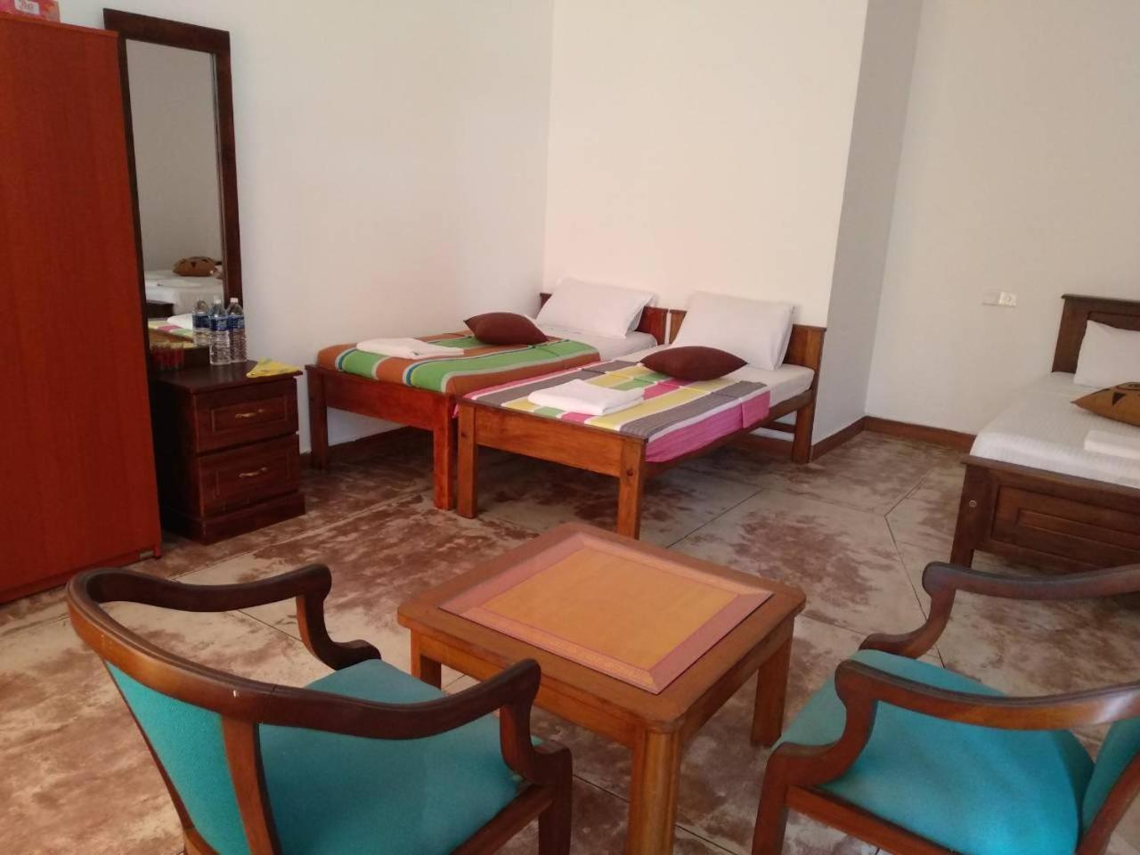 Bed and Breakfast Ocean Gate Negombo Exterior foto